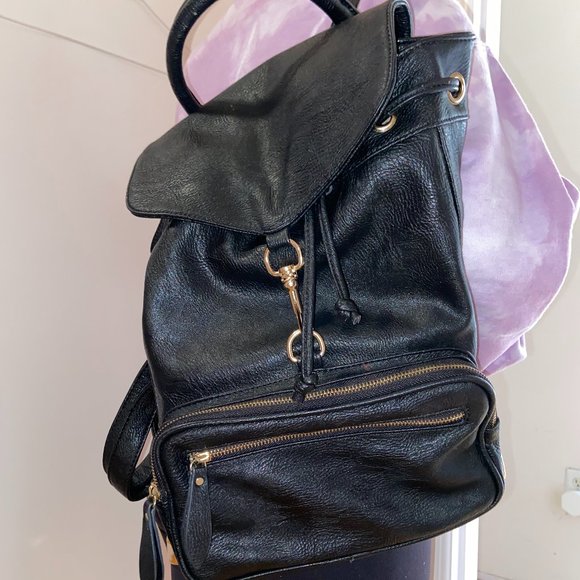 Pleather Backpack || Black + Gold Details - Picture 8 of 9